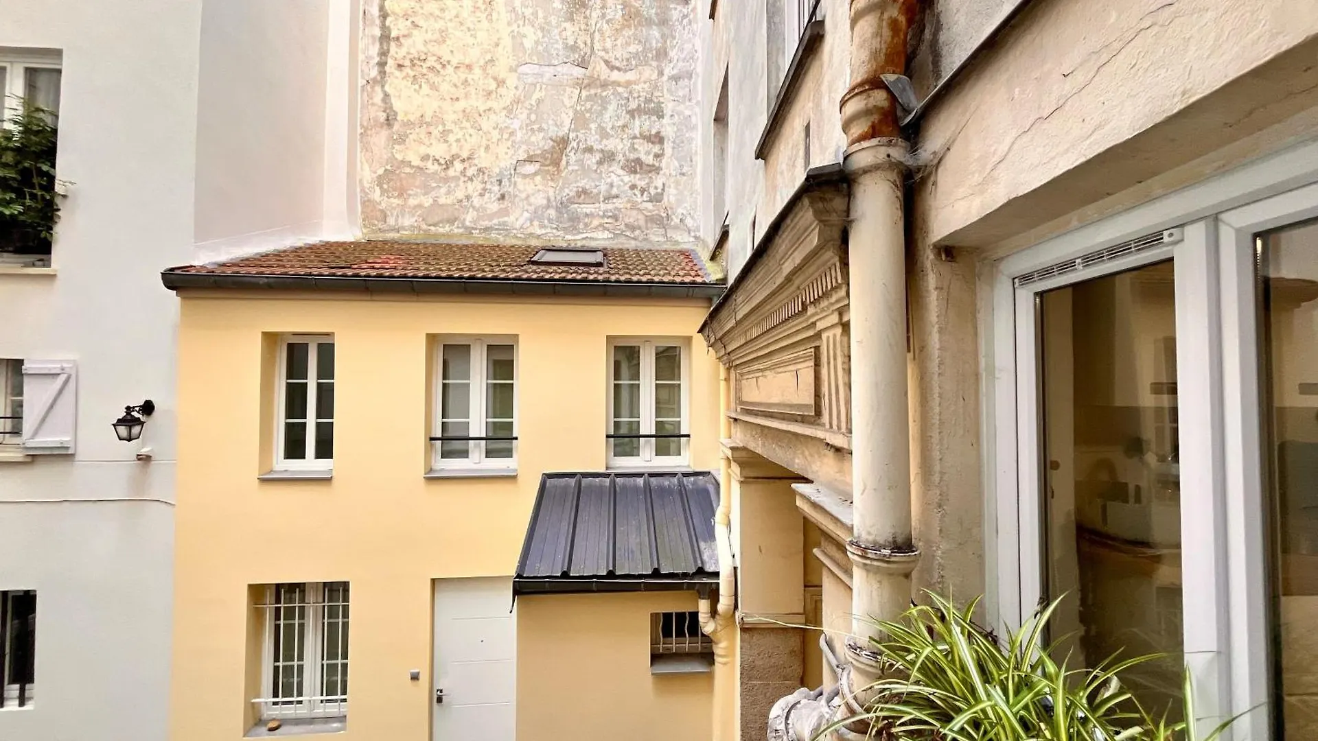 Apartment Cosy Flat Close To Montmarte, Ideal For 2 Pers Paris France